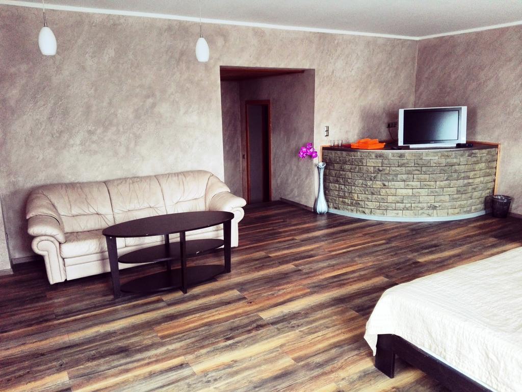 Urusel Guesthouse Tallin Zewnętrze zdjęcie