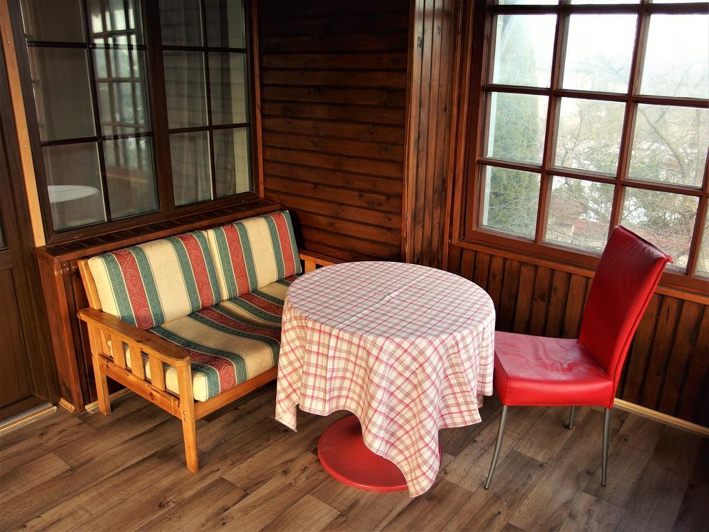 Urusel Guesthouse Tallin Zewnętrze zdjęcie
